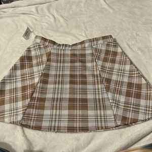 Tilly’s skirt